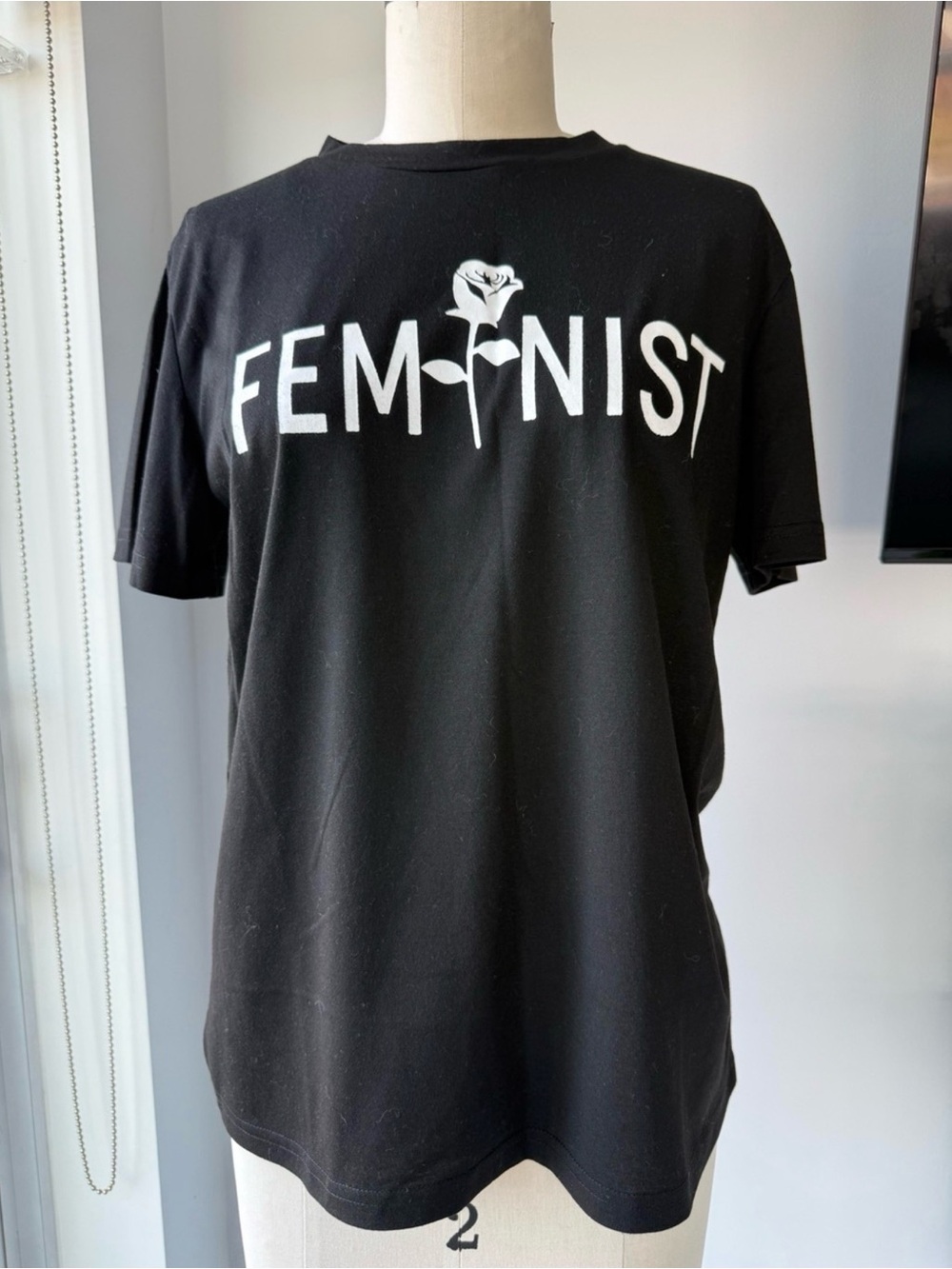 'FEMINIST' Graphic Short Sleeve Tee